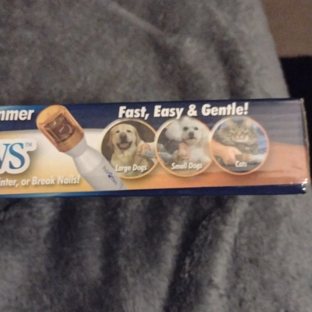 PEDI PAWS PET NAIL TRIMMER. NIB. NWT.